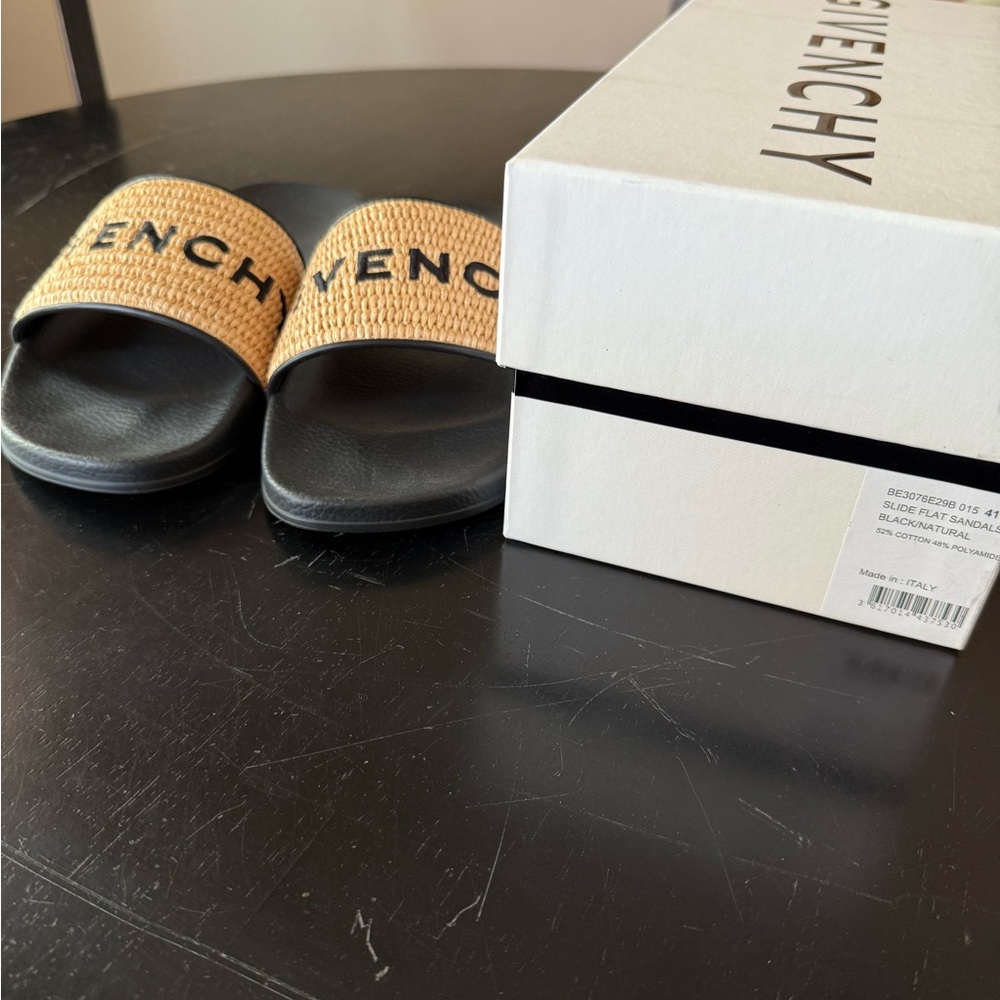 Givenchy Raffia Slide Sandals - Picture 4 of 5